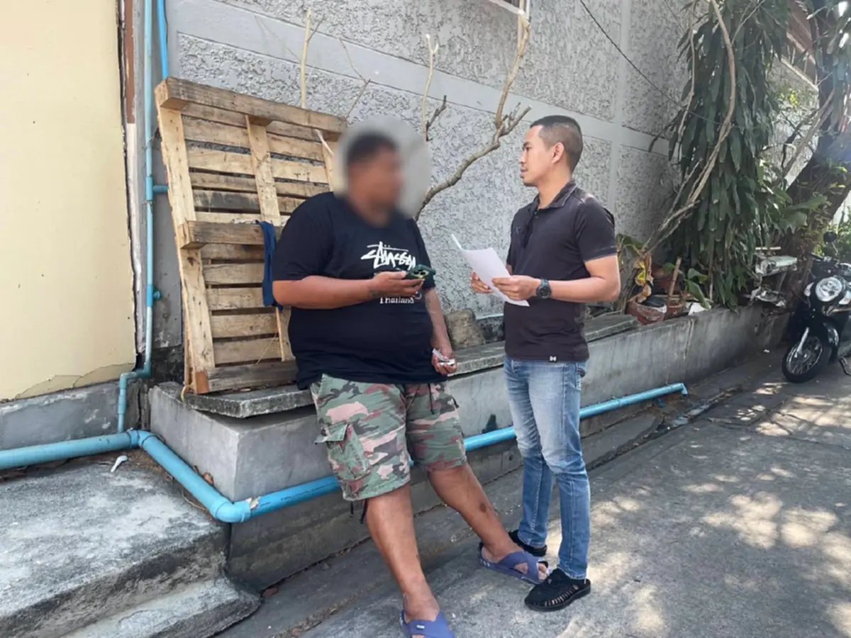 ไม่รอด หนุ่มบัญชีม้า หนีข้ามแดนกลับไทย โดนรวบคดีติดตัวเพียบ