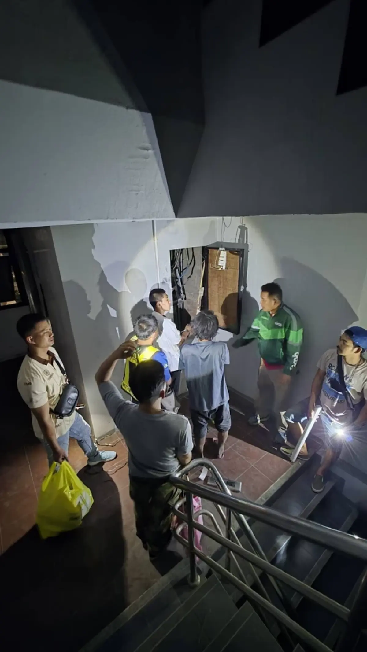 ตำรวจ สน.หัวหมาก รวบแก๊งลักตัดสายไฟย่านรามคำแหง–พัฒนาการ