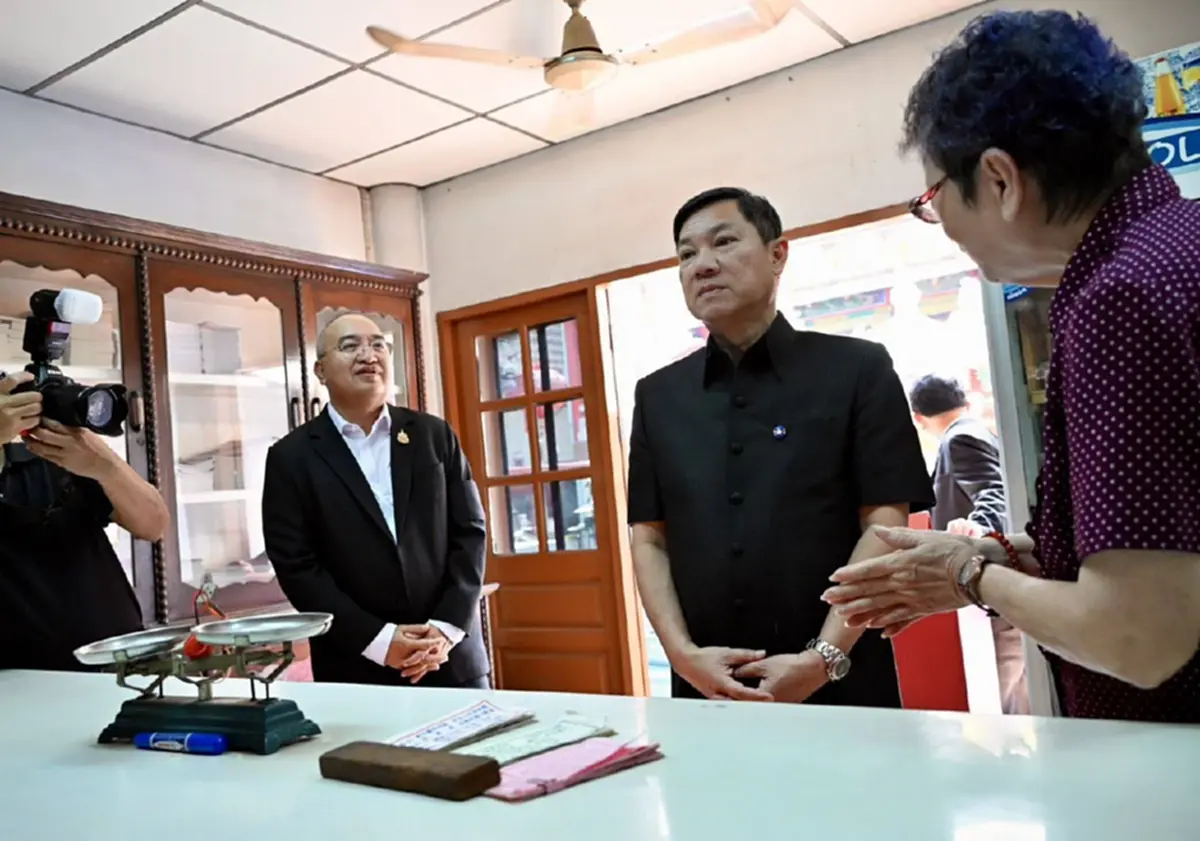 ปลัด มท. ตรวจเยี่ยม ศาลเจ้าหลีตี้เมี้ยว ชูโมเดลบริการโปร่งใสทั่วไทย