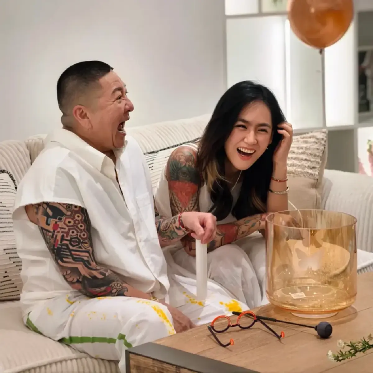 18 ปีที่ไม่สูญเปล่า “ปีใหม่” เปิดใจถึง “ป๋าต๊อบ” ครบรอบสมรส 1 ปี 