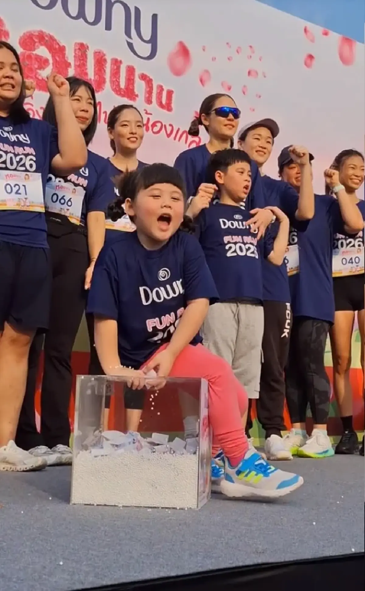 เอาแล้ว น้องเกล ชีเสิร์ฟไม่หยุด หยิบเลขจากกล่อง ทำแฟนๆฮือฮา