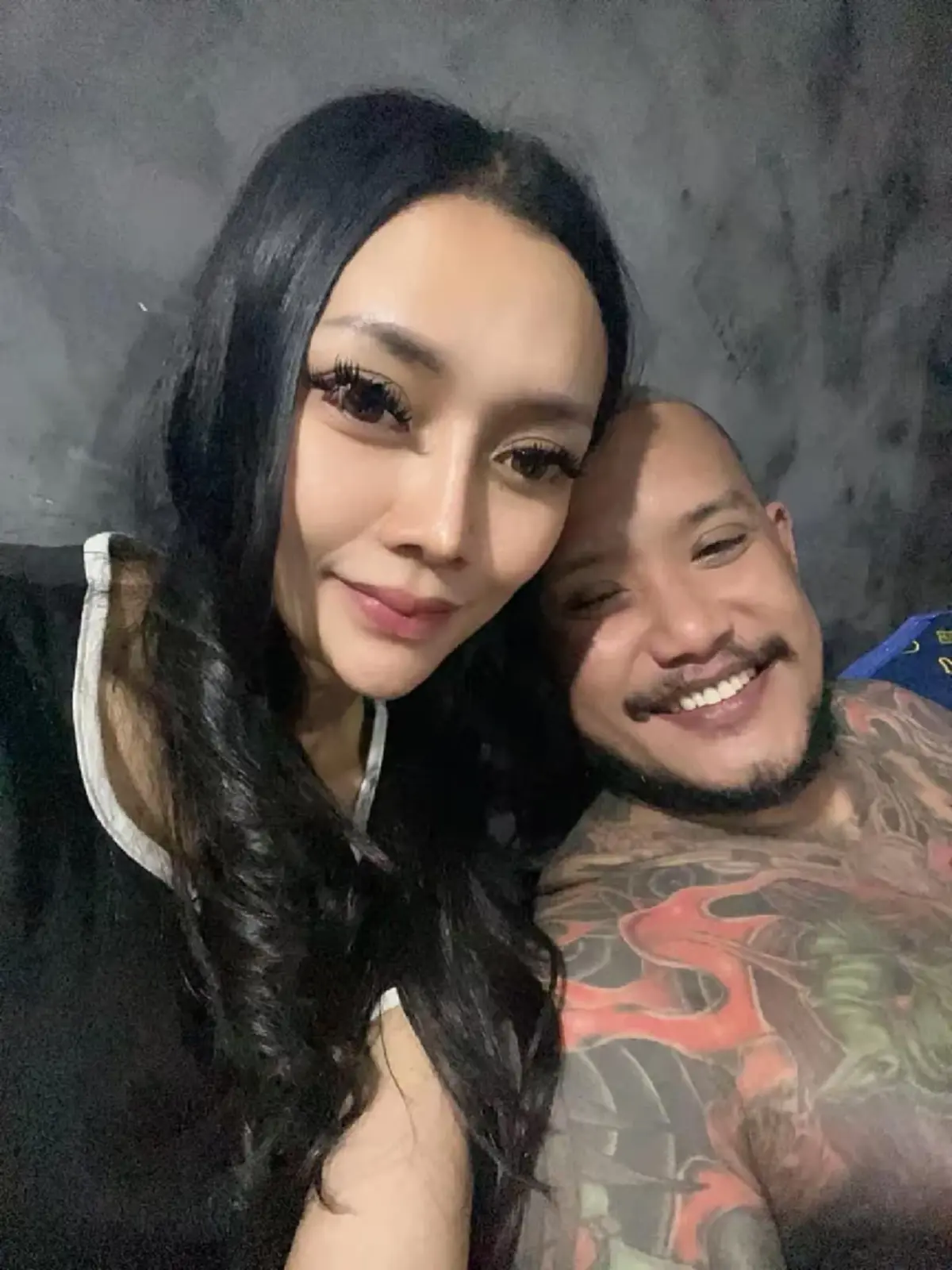 ซู้ดปาก เมียเสือ ดุสิต ตรงๆถึง มิรา สั้นๆแต่รู้เรื่อง