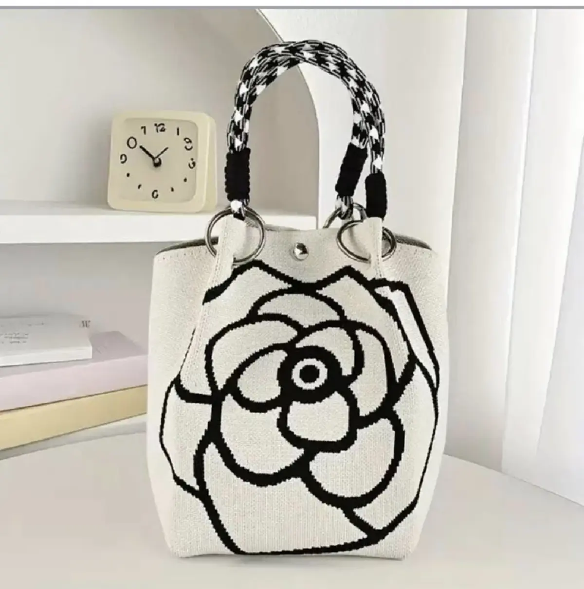 ศุภจีฟีเวอร์ กระเป๋าผ้า 100 เดียว ฮอตจนขาดตลาด ขึ้นแท่นแรร์ไอเทม