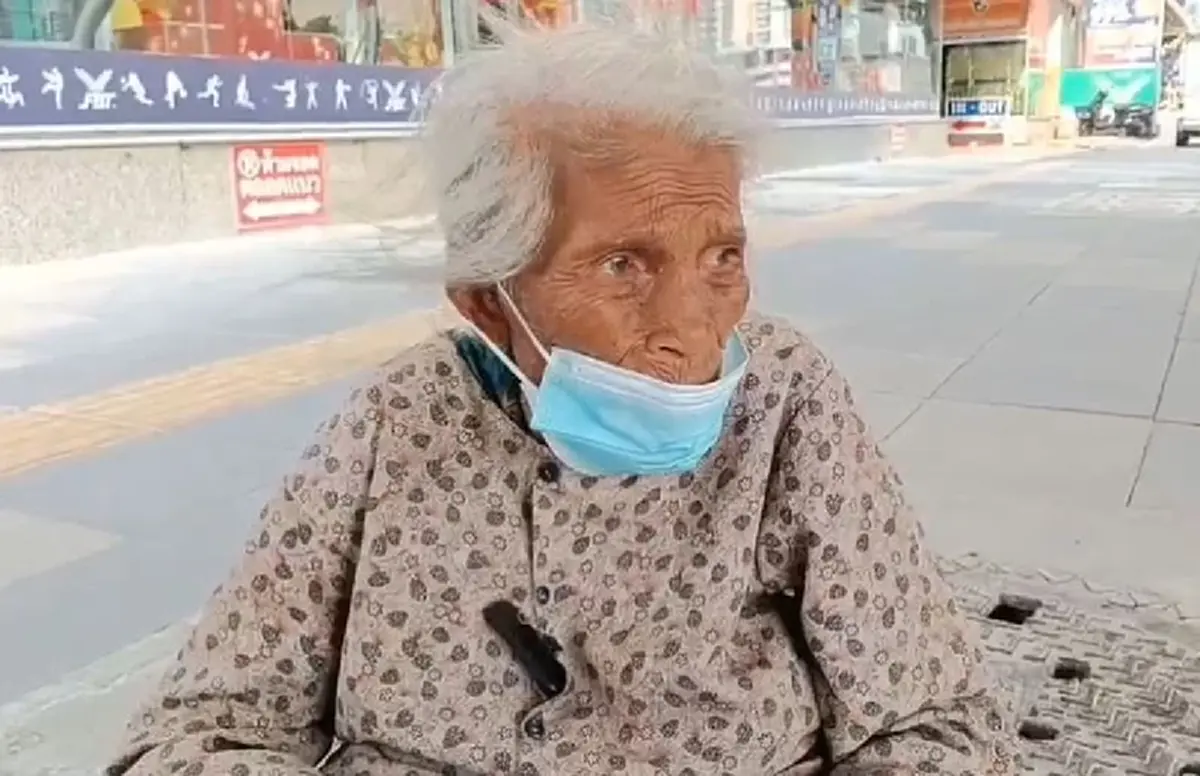 น้ำตาซึม เบื้องลึกชีวิตคุณยายขายผัก รู้แล้วยิ่งสงสาร