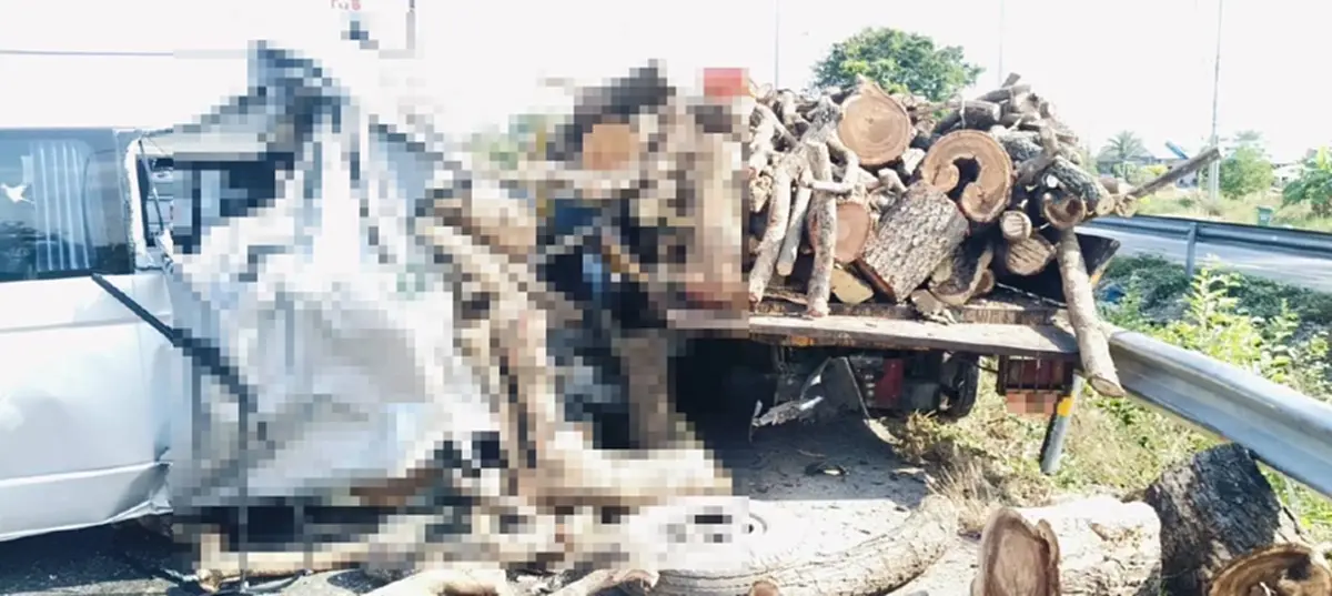 รู้แล้ว 3 ผู้เสียชีวิต เหตุรถตู้ชนท้าย 6 ล้อ ที่อุทัยธานี