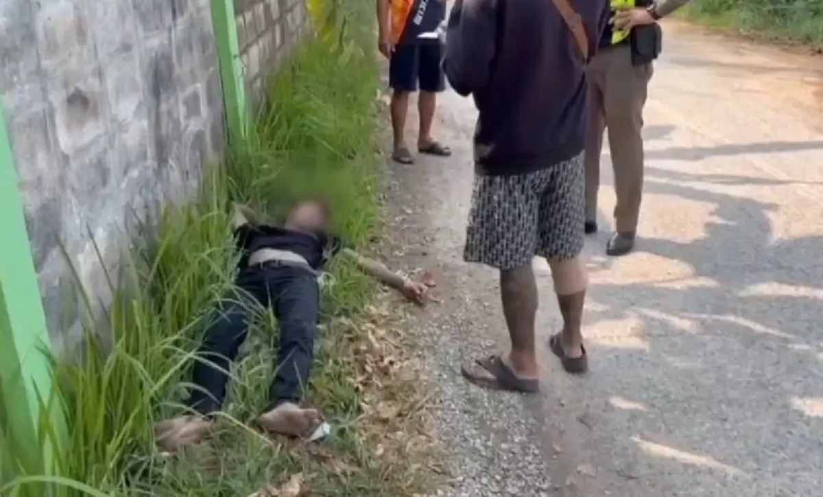 หมดสภาพ นักวิ่งลมกรด ทิ้งของหนีตำรวจ สุดท้ายนอนเป็นลม