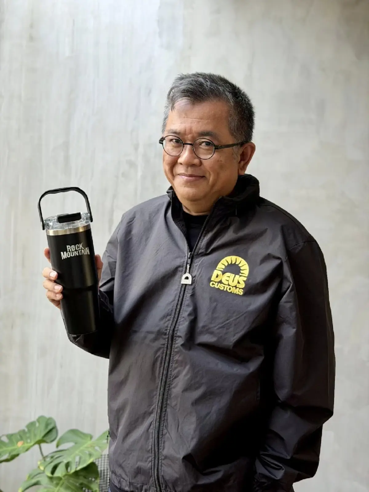 คนดังจัดหนัก ซัพพอร์ตถึงคูหา เหมาทั้งคันหนุนชลบุรี เขต 1