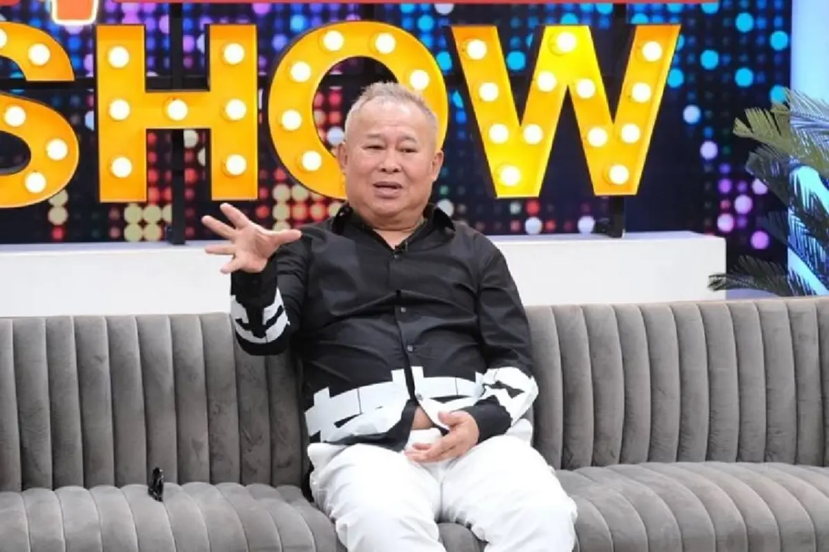 "เป็ด เชิญยิ้ม" เล่าสัญญาณผิดปกติ  "เด๋อ ดอกสะเดา" ก่อนป่วยสโตรก