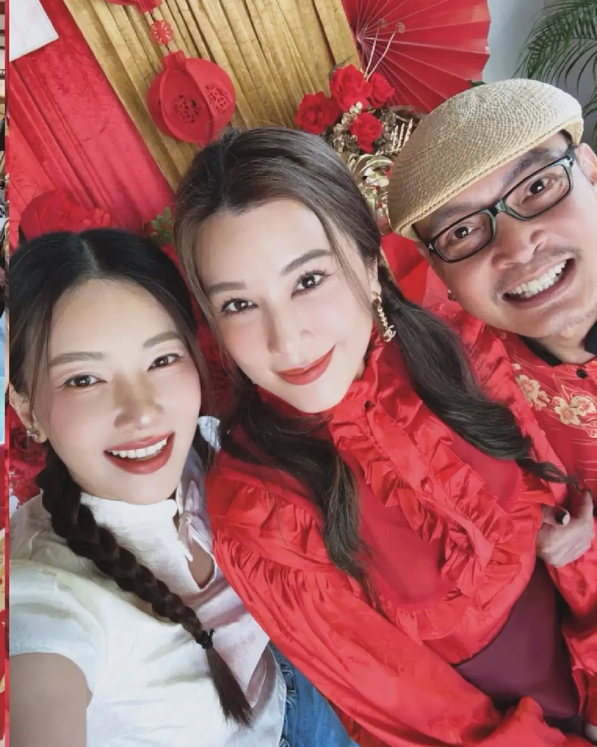 “นุ่น วรนุช” รวมภาพสามสาวตระกูลวงษ์สวรรค์ เฉลยอายุแล้วอึ้ง