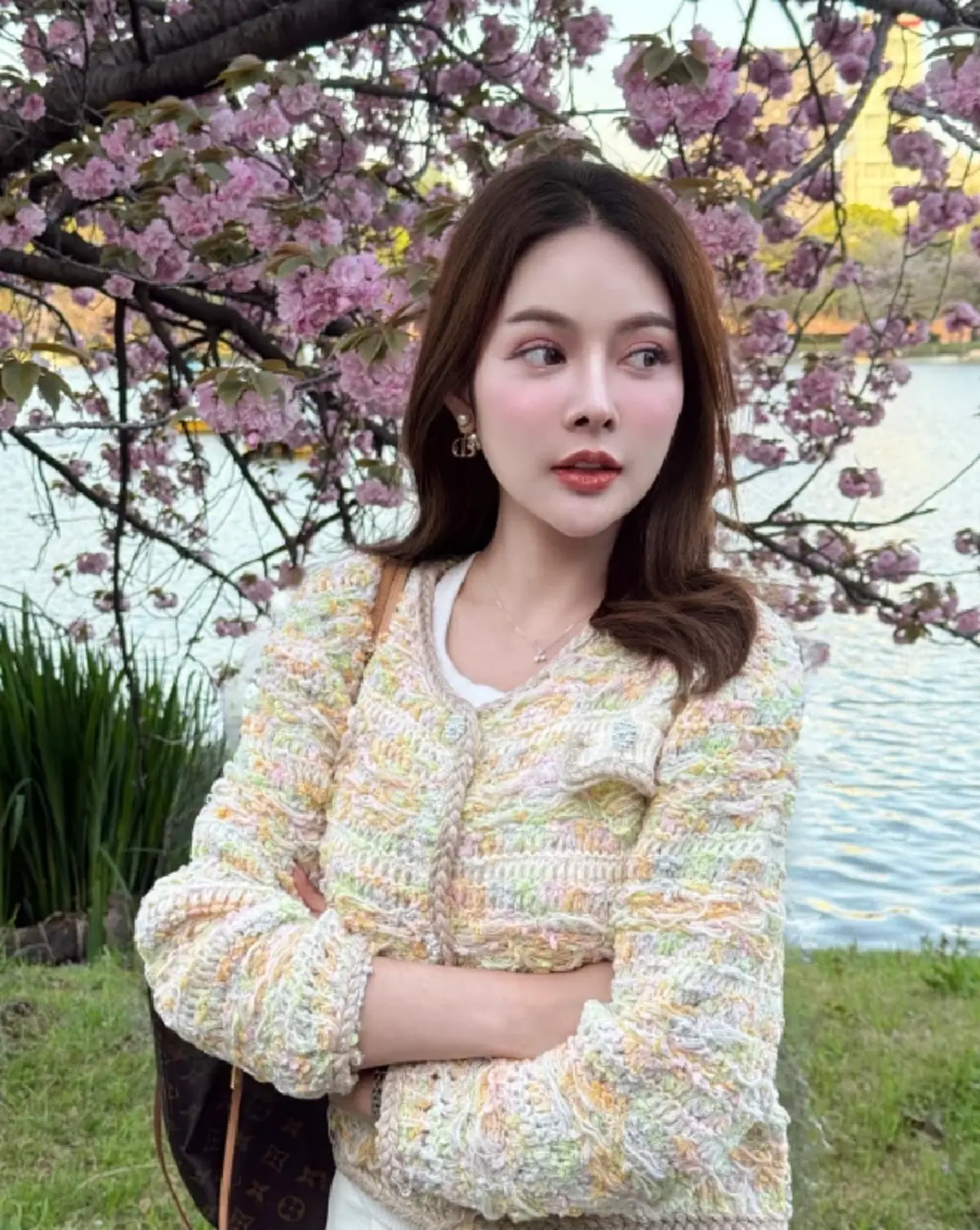 รู้จัก "ต้นข้าว ปัณฑิตา" เจ้าสาวป้ายแดงหวานใจ "บังมัด" ผู้กว้างขวาง