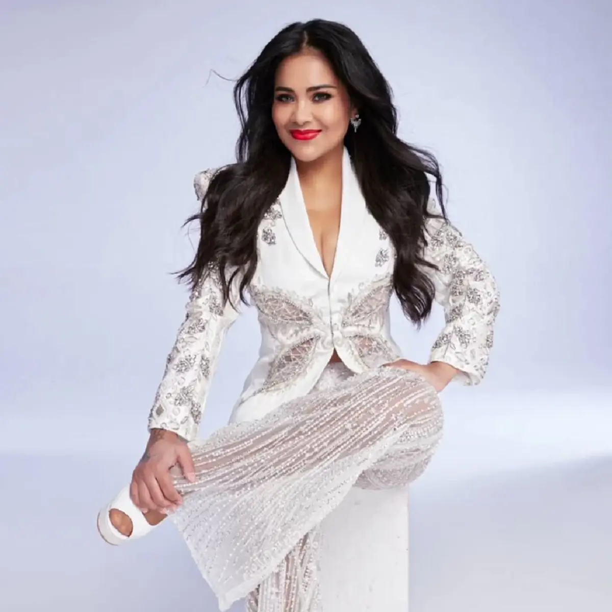  จำได้ไหม? เปิดภาพสาวหน้าม้าวัย 23 ปี เฉลยแล้วคือตัวแม่คนนี้