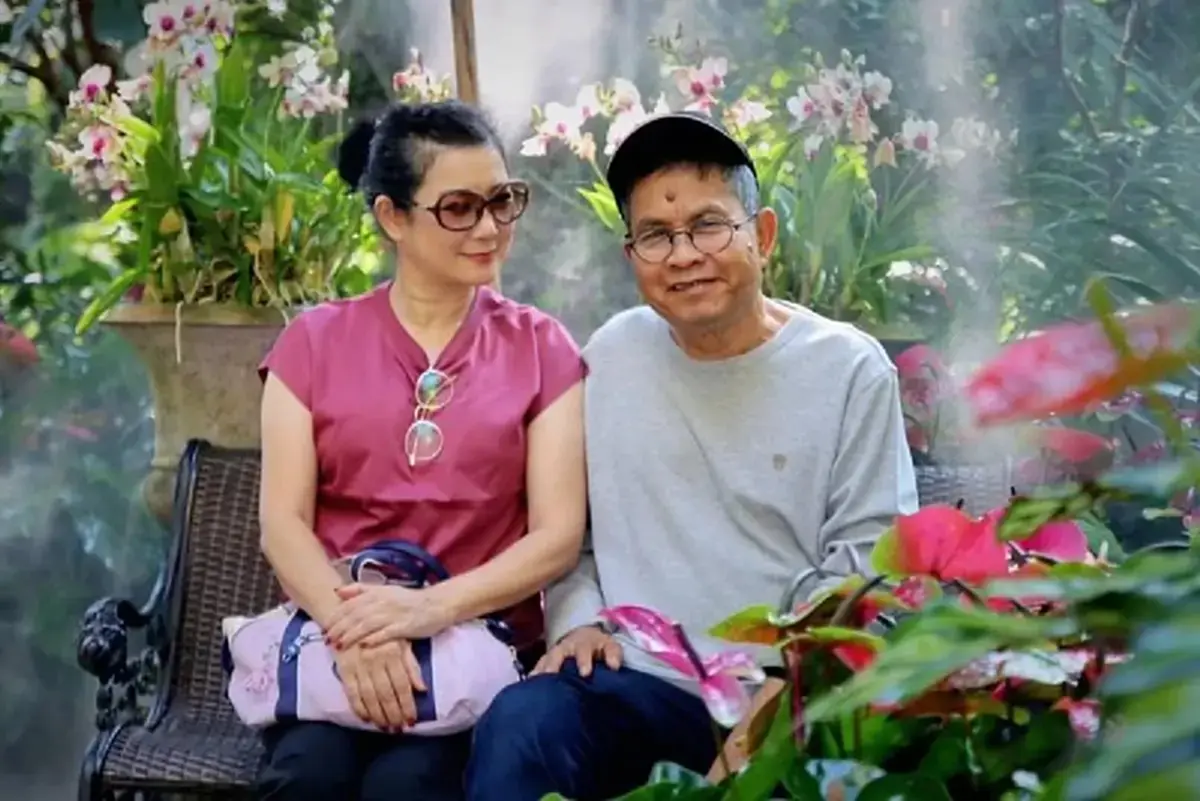 แจงด่วน "สังข์ ดอกสะเดา" งานเข้าเต็มๆ ชาวเน็ตโยง ปู-เด๋อ จบรัก 29 ปี