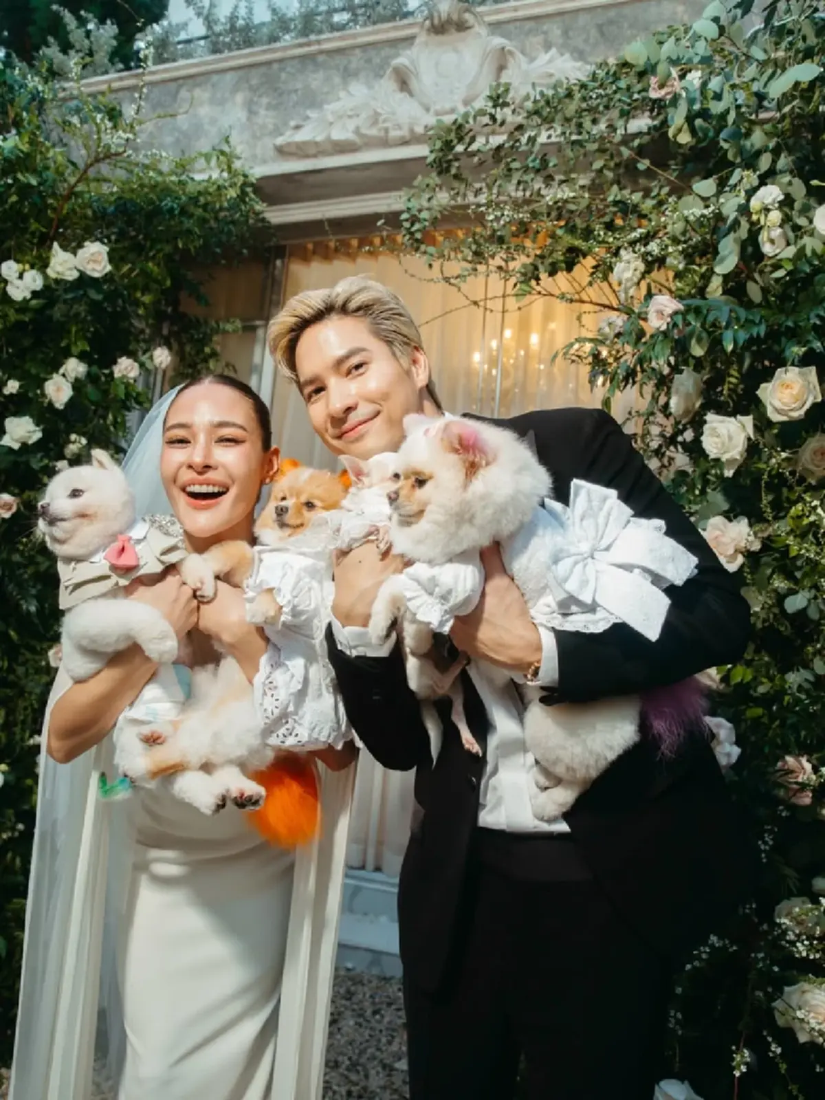 เซอร์ไพรส์ ปุ๊กลุก และ ไมค์ ควงแขนเข้าสู่ประตูวิวาห์ ช่วงปลายปี 67