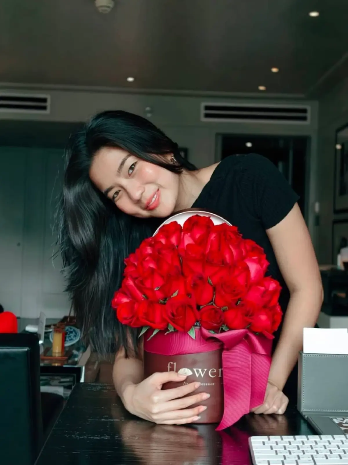 ชัดเจน "พิธา" เปิดภาพสุดหวานกับ"ก้อย อรัชพร"รับวาเลนไทน์