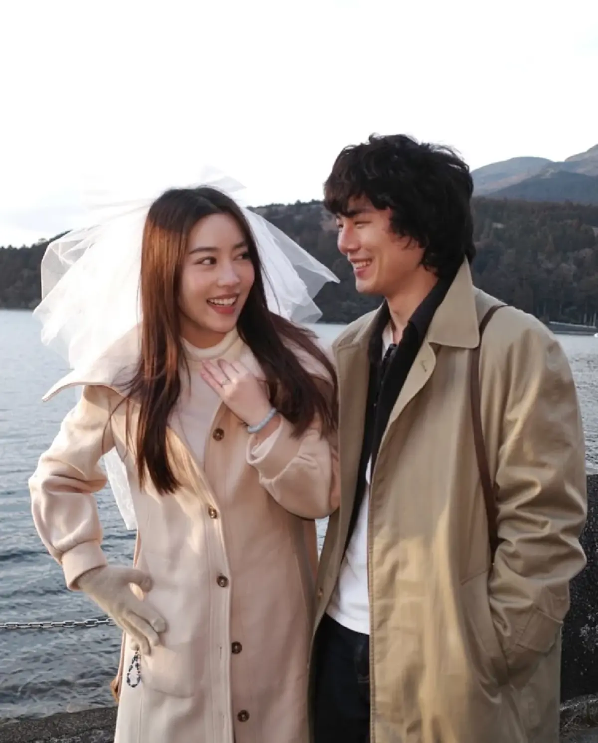 “เผ่าเพชร เจริญสุข” คุกเข่าขอ “แปม ไกอา” แต่งงาน รักยาวนาน 13 ปี