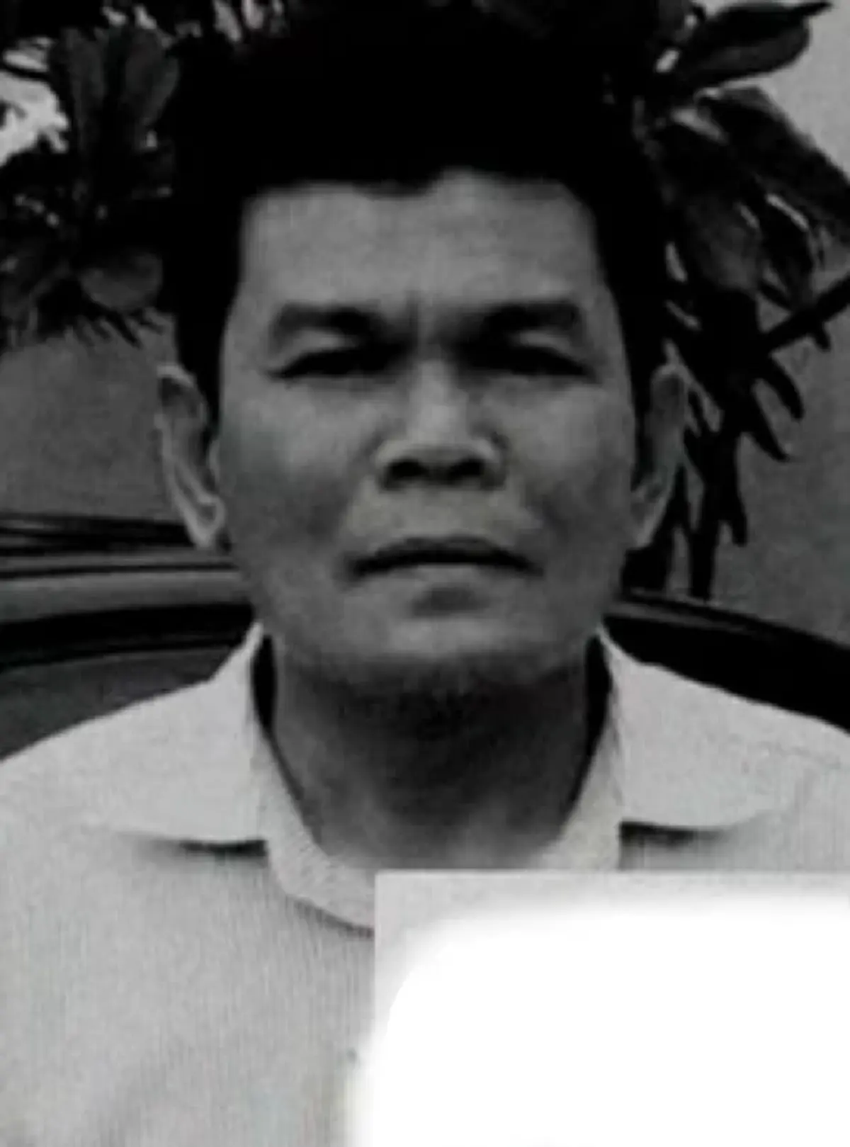 สุดสลด เก๋งชนเสาไฟฟ้าพลิกคว่ำ รู้ตัวผู้เสียชีวิต แห่ตกใจหนัก