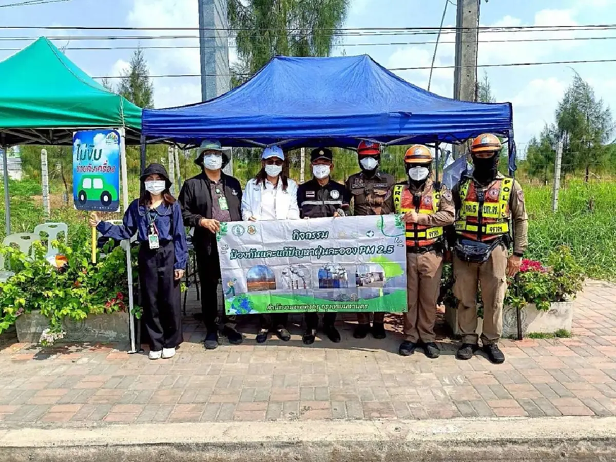 ตั้งด่านสุ่มตรวจ ควันดำ ถนนเลียบด่วนวงแหวนฯ พบรถบรรทุกสอบตกเพียบ