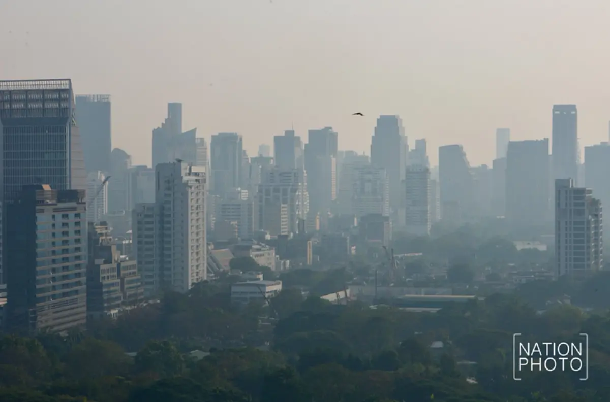 เช้านี้ กรุงเทพฯ ค่าฝุ่น PM 2.5 เกินมาตรฐาน 2 เขต กระทบสุขภาพ