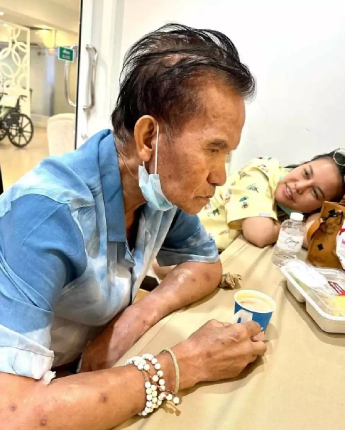 เยอะมาก "จ๊ะ นงผณี" เปิดค่ารักษาพ่อ ลั่น ต้องหมดเนื้อหมดตัวก็ยอม