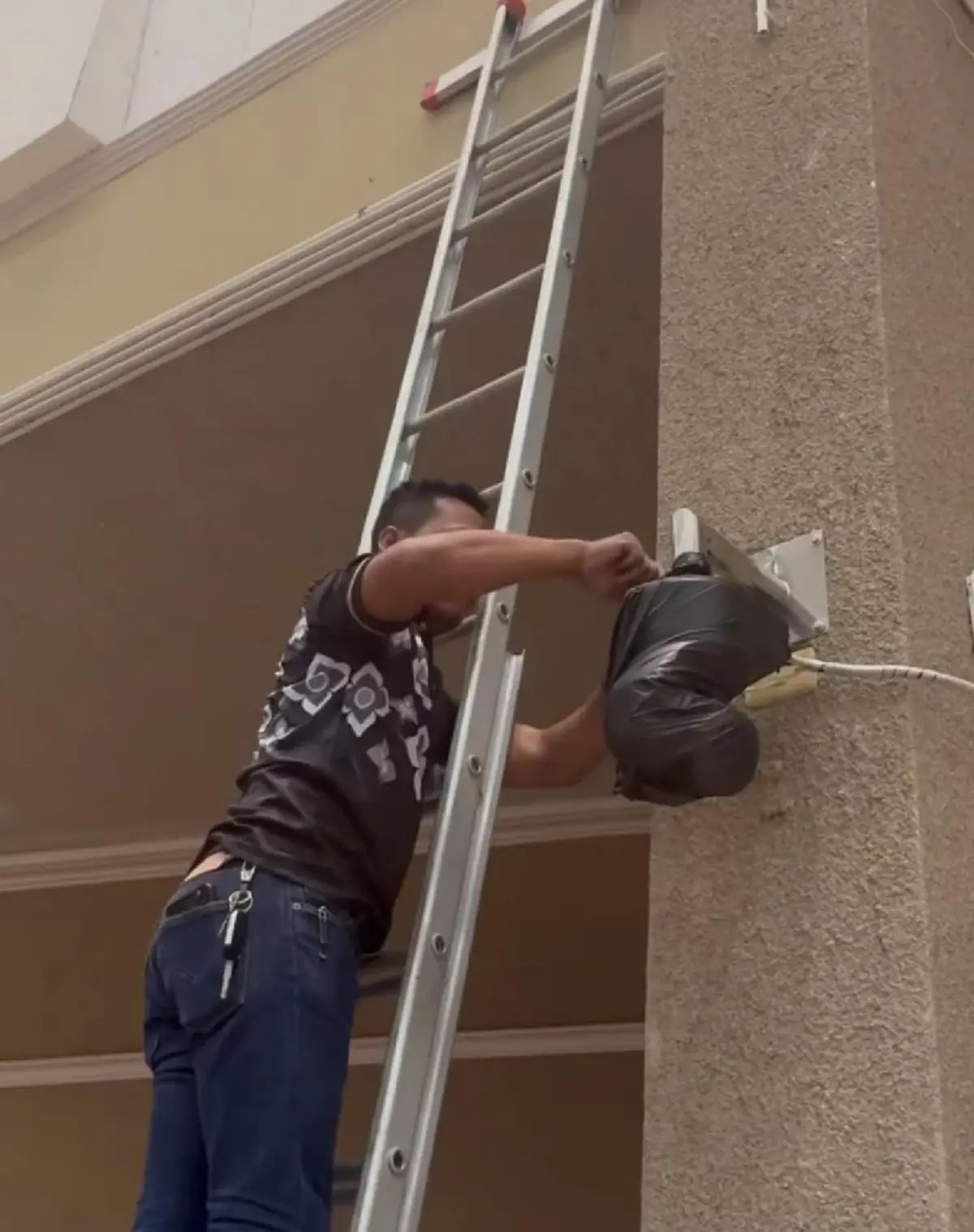 รู้แล้วสาเหตุ กกต. ปทุมฯ เขต 7 ใช้ถุงดำคลุมกล้องวงจรปิด