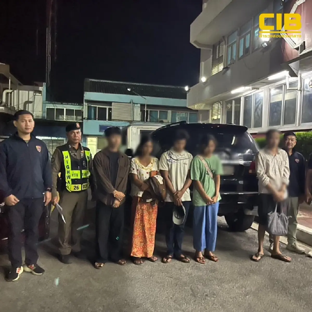 สกัดจับรถลักลอบขนแรงงานต่างด้าว คนขับสารภาพรับค่าจ้างหัวละ 4,000 บาท