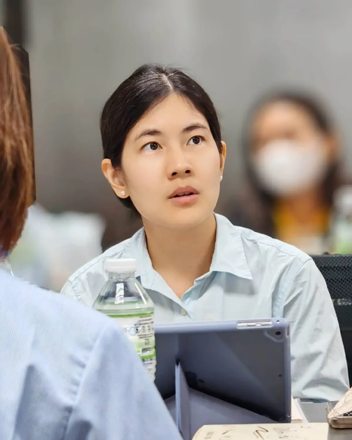 อาลัย หมอน้ำตาล อุบัติเหตุรถตู้ สธ. อุทัยธานีชนหกล้อ