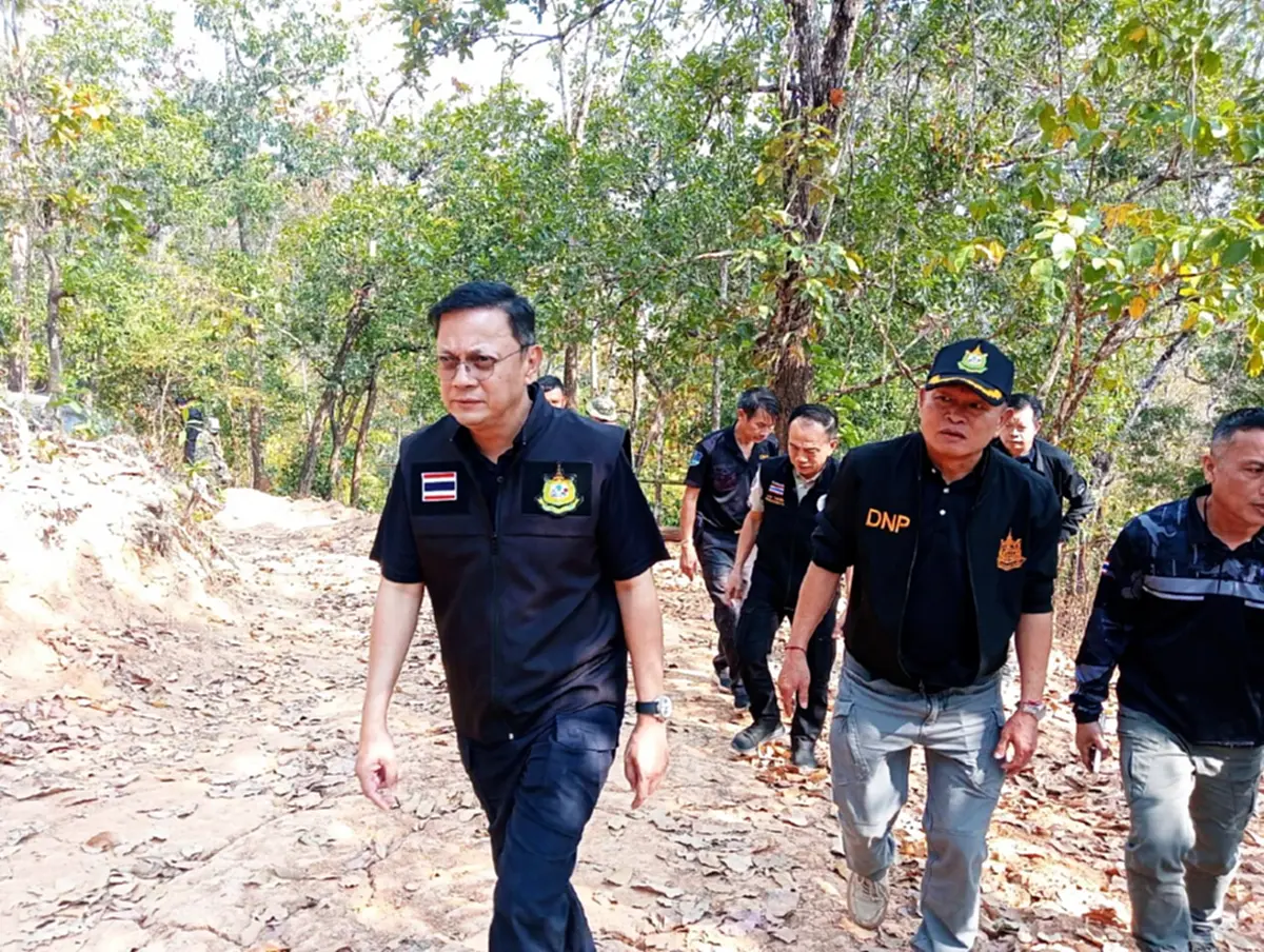 แฉเจ้าหน้าที่แอบอ้างงบรัฐ ตัดถนนป่า 6.6 กม. เร่งปิดถนนคืนป่า