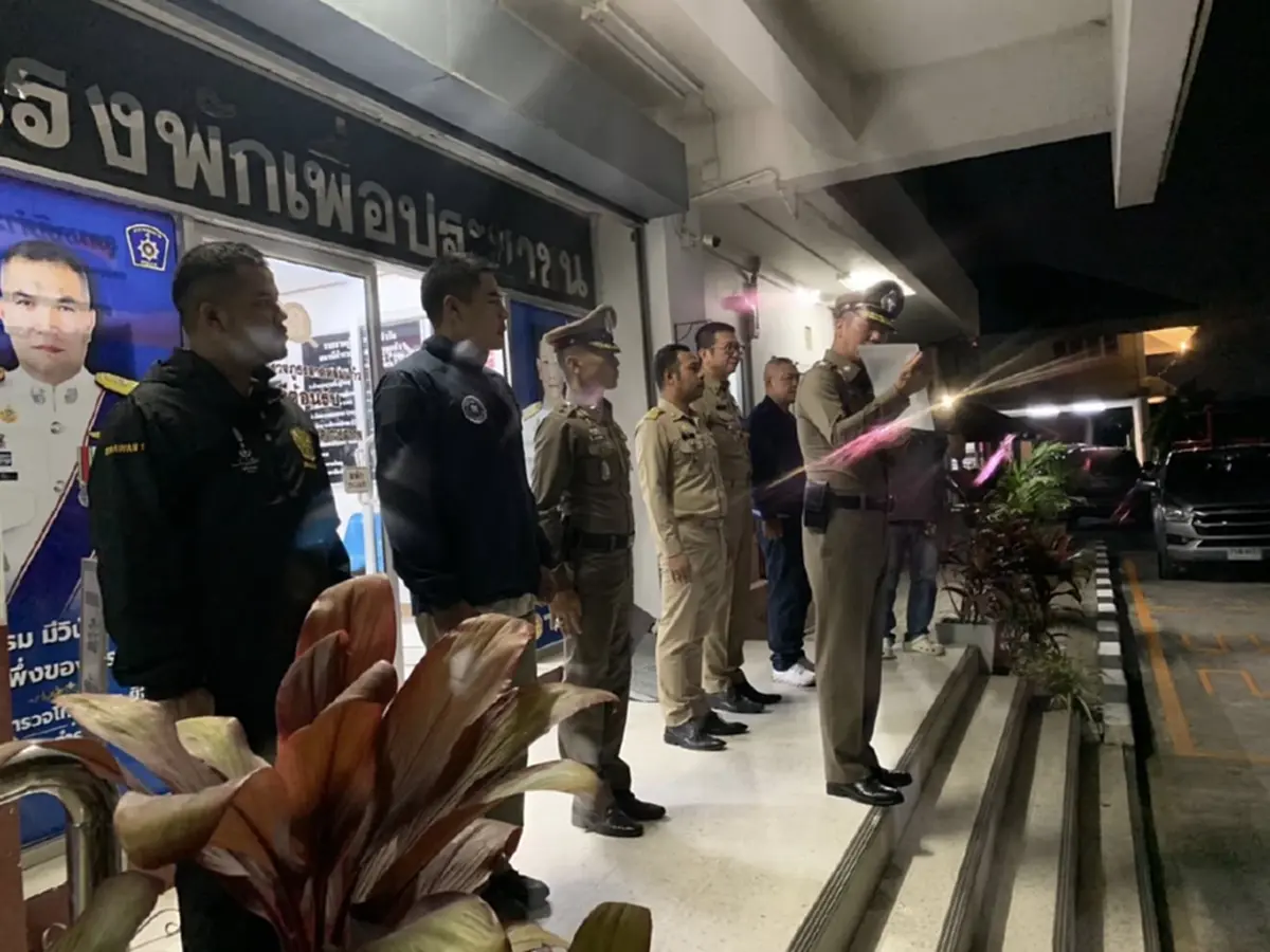 เปิดรายชื่อ 17 โรงเรียน อ.ลาดหลุมแก้ว สั่งปิดเรียนฉุกเฉินวันนี้