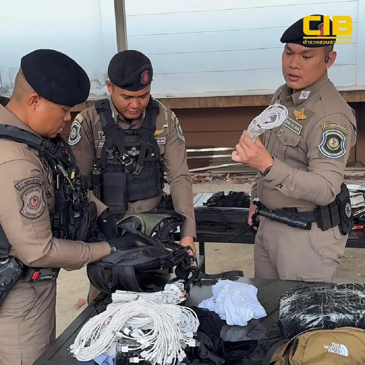 รวบต่างด้าว 13 ราย คาดเอี่ยวแก๊งอาชญากรรมประเทศเพื่อนบ้าน