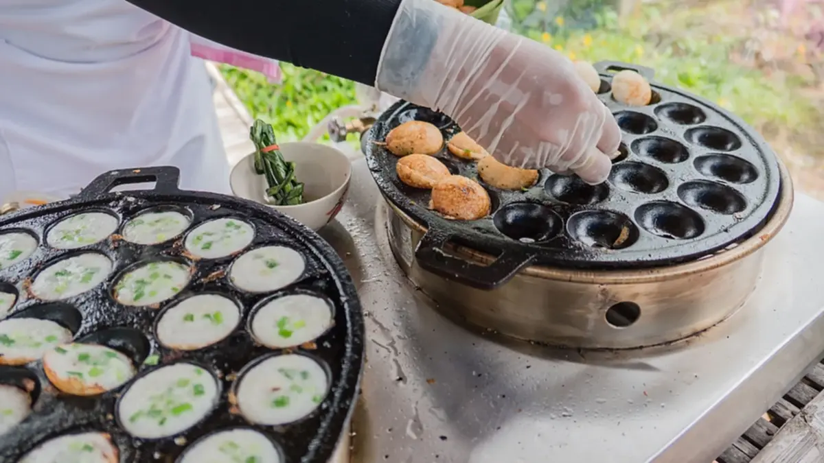 ขนมครกผงาดเบอร์ 1 ของโลก! TasteAtlas ยกให้เป็นสุดยอดขนมไทย