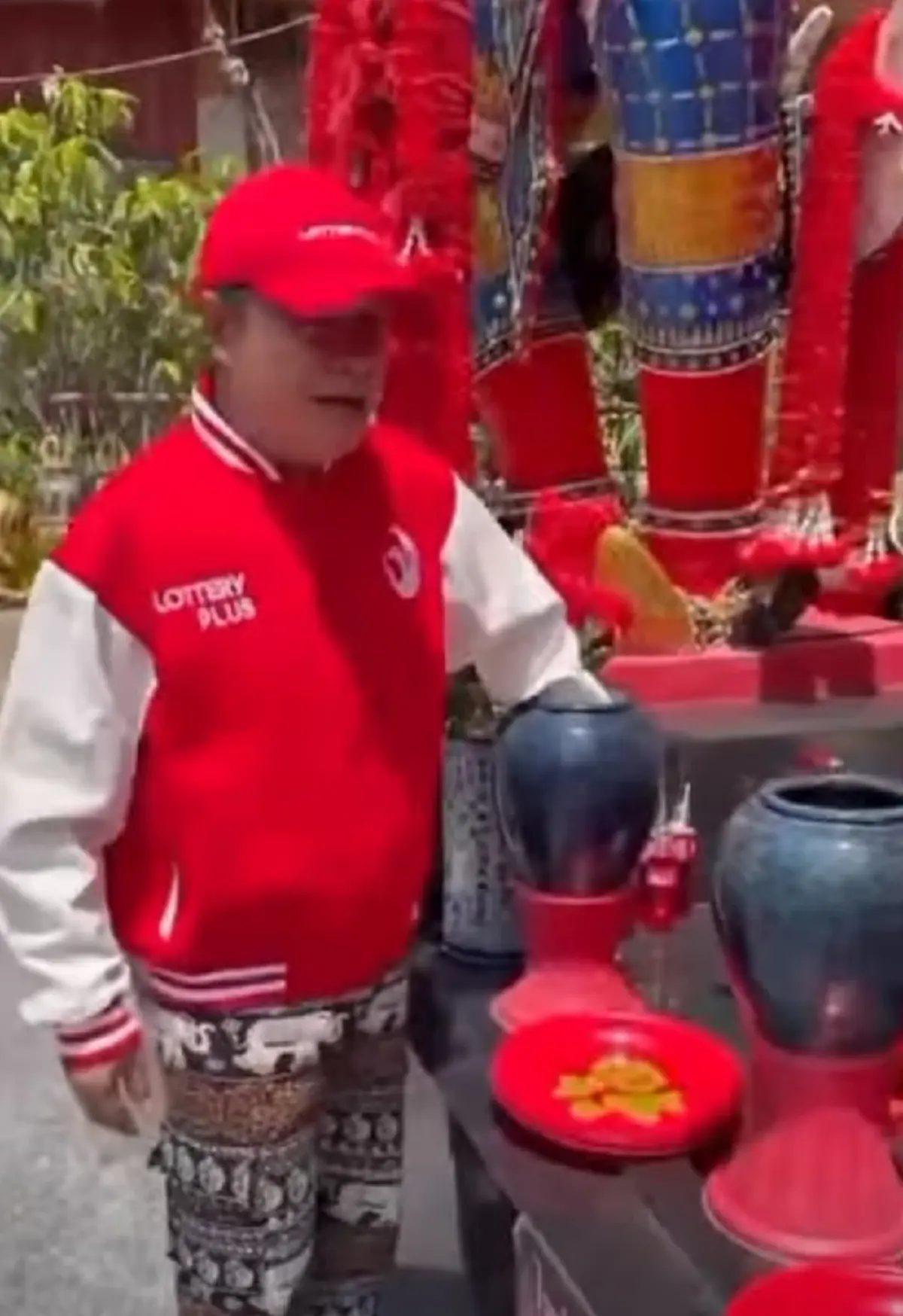 มนต์สิทธิ์ ล้วงไหปิงปองวัดแก้วฟ้าจุฬามณี สะดุดตาเลขที่ได้