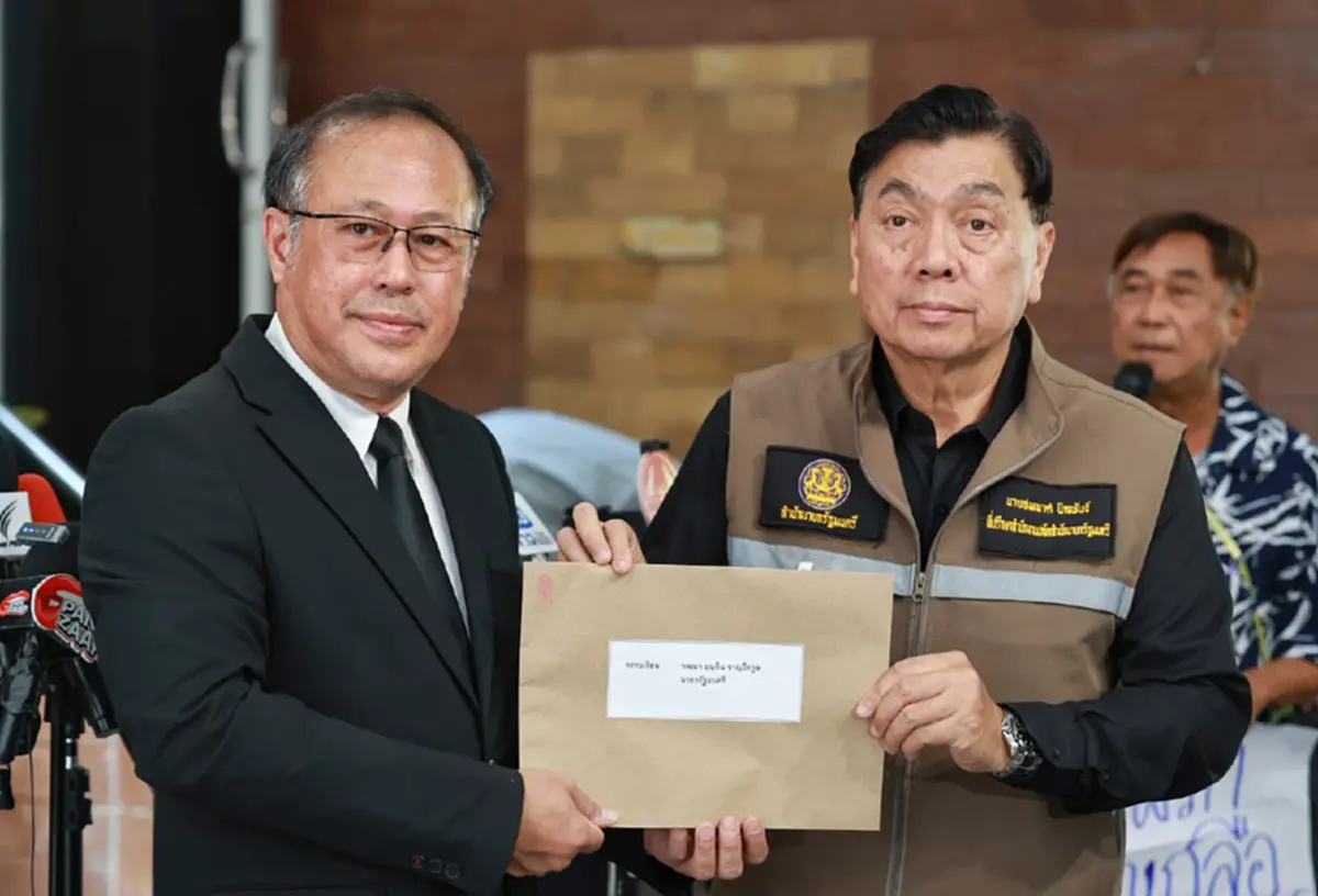 หมอตุลย์จี้อนุทินสางปมกักตุนน้ำมัน แฉขึ้นราคาปุ๊บของมีปั๊บ