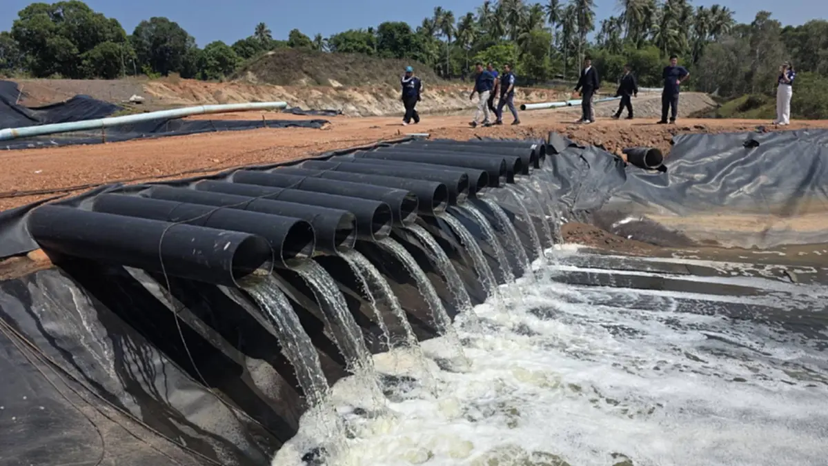 3 สส.ชุมพรบุกแฉฟาร์มกุ้งนายทุน ลอบปล่อยน้ำเสียทำป่าพรุพังพินาศ
