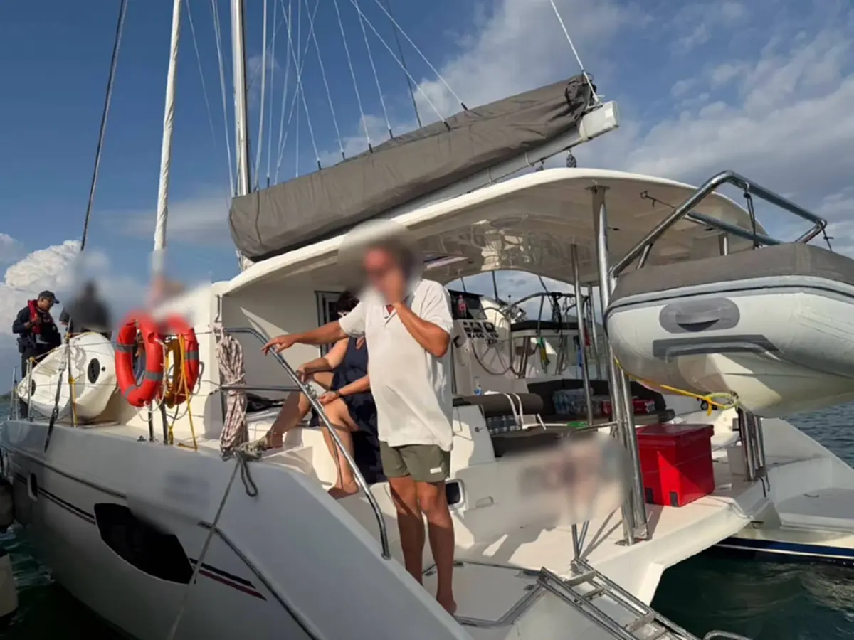 บุกจับคาเรือหรู ลอบจัดทัวร์เถื่อนกลางอันดามัน เก็บหลักแสนต่อคน