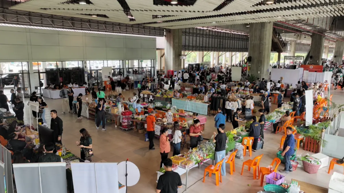 มข. จัดใหญ่! ยกทัพหมอคน-หมอสัตว์ บุกสถานีรถไฟบริการชุมชนฟรี