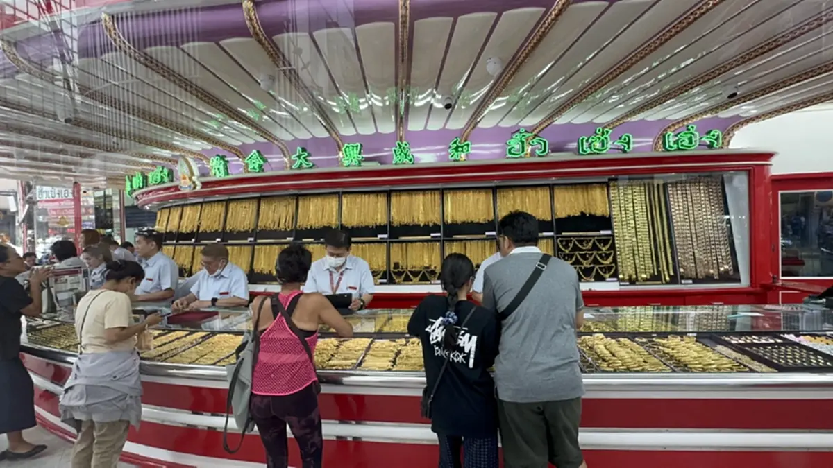 ราคาทองร่วงแรง ร้านทองเยาวราชเงียบเหงา สมาคมเปิดราคาล่าสุด