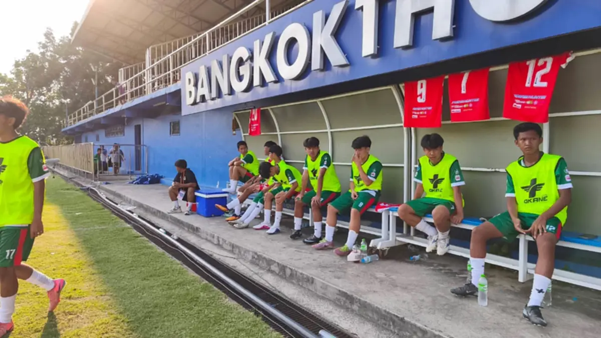 เกมเดือด"เต วรากร"โดนแดง หมอนทอง ยังไม่ฟื้นพ่าย3นัดรวด เสีย23 ลูก