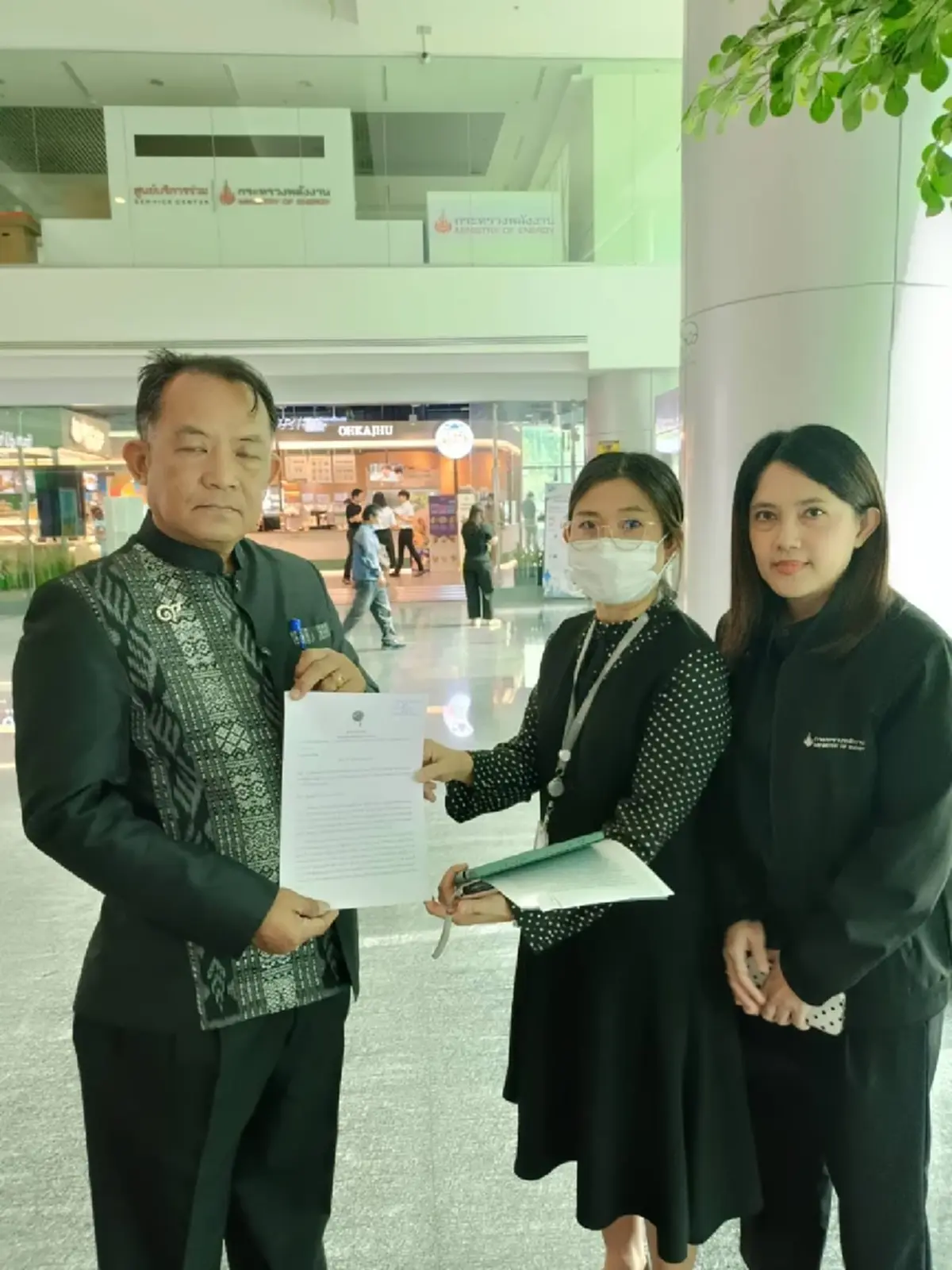 ศรีสุวรรณจี้สอบกักตุนดีเซล แฉปั๊มของขาดสวนทางคำยืนยันรัฐบาล