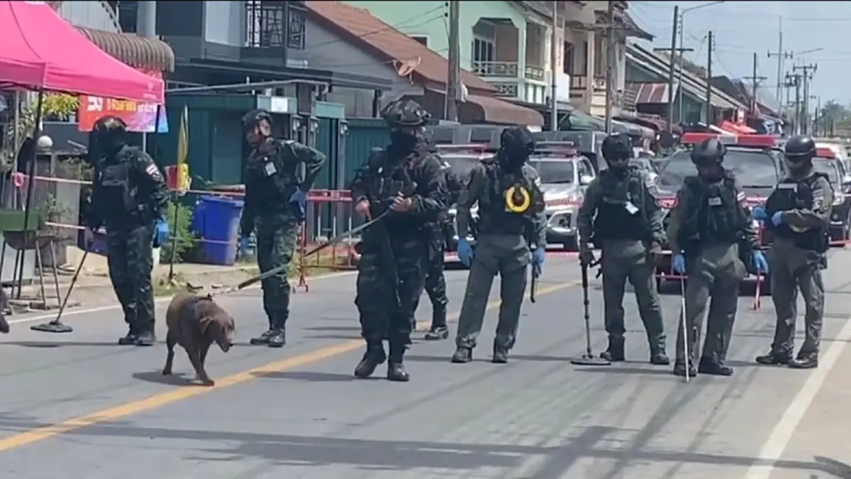 ระทึกศรีสาคร! วางบึมถังขยะหน้าร้านอาหารสัตว์ เย้ยรอมฎอน