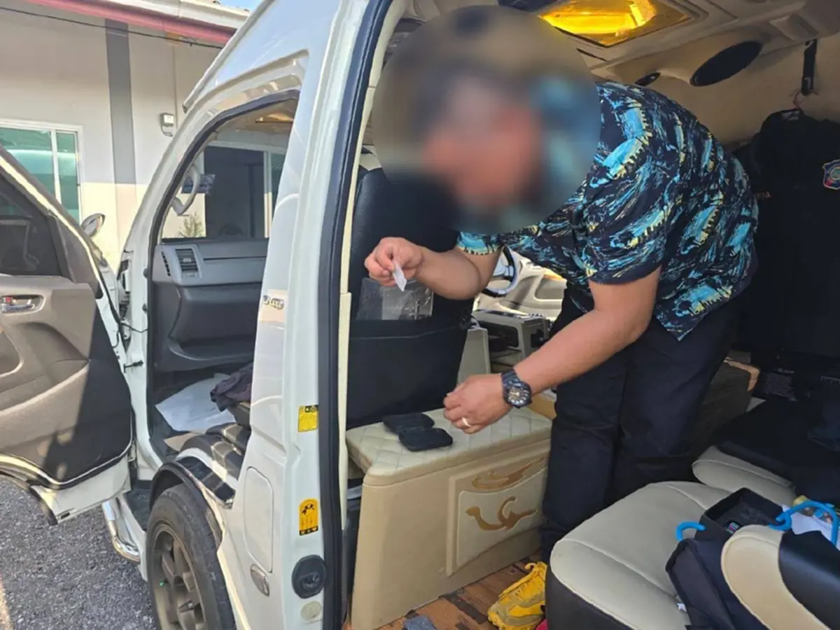 หมดสภาพ รวบ 2 ตำรวจเก๊ คาพระราม 2 วีรกรรมโชกโชน ประวัติสุดเดือด