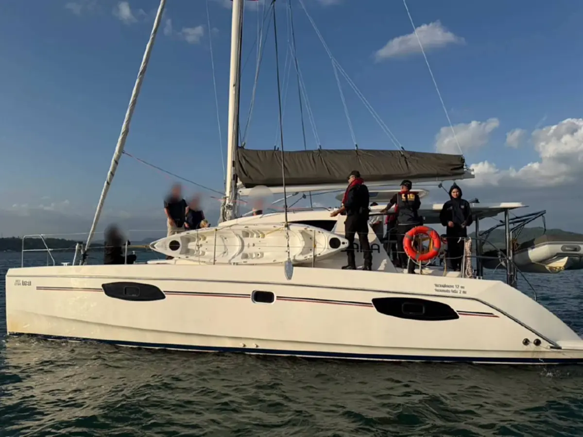 บุกจับคาเรือหรู ลอบจัดทัวร์เถื่อนกลางอันดามัน เก็บหลักแสนต่อคน