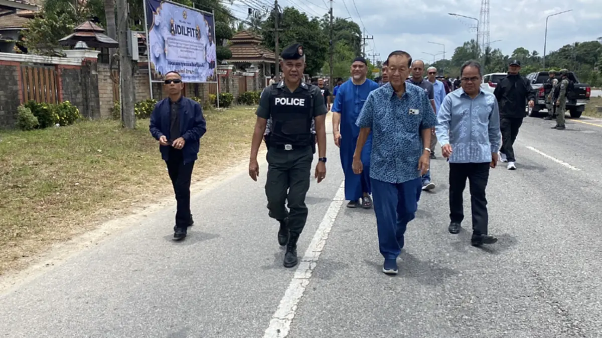 "วันนอร์" ลงพื้นที่นราธิวาสเยี่ยม "กมลศักดิ์" หลังถูกประกบยิง