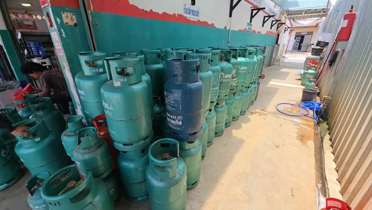 ร้านแก๊สอ่วม! ค่าขนส่งพุ่ง ยังตรึงราคาเดิม กลัวชาวบ้านเดือดร้อน