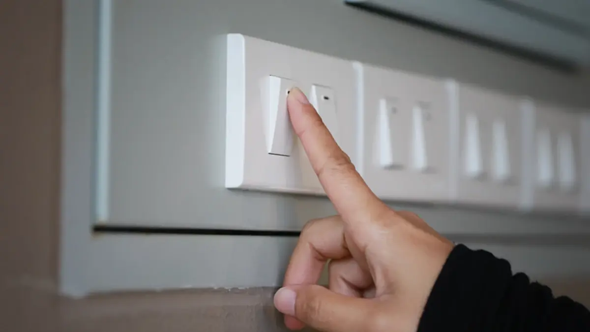 ไฟเขียวมาตรการประหยัดพลังงาน ตั้งแอร์ 26–27 องศา เริ่มใช้ทันที 