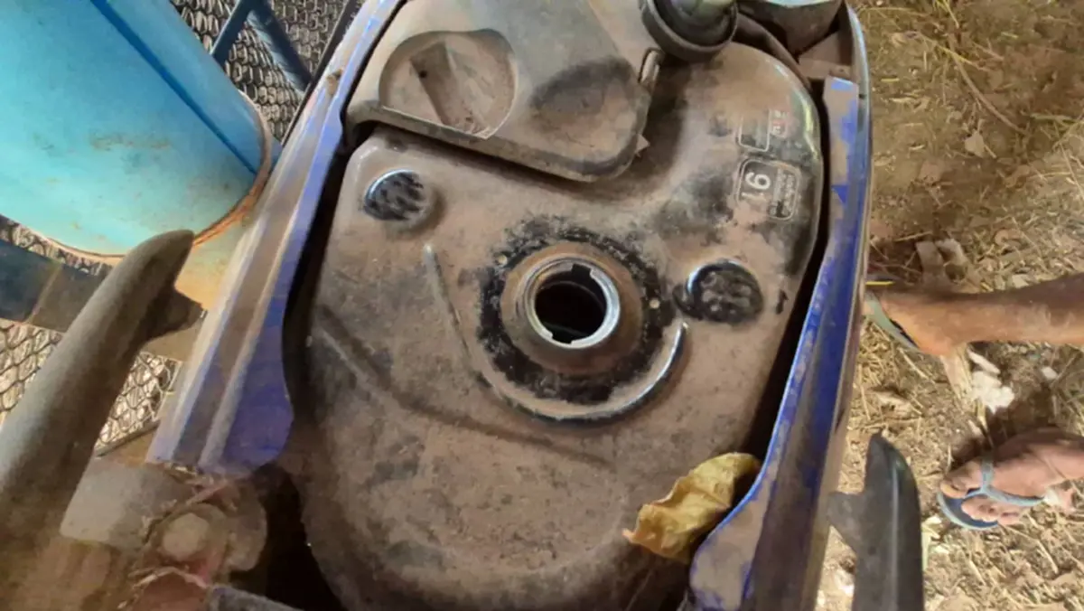 เจ็บกระดองใจ! โจรบุกเถียงนาลักดูดน้ำมันซาเล้งเกลี้ยงถัง