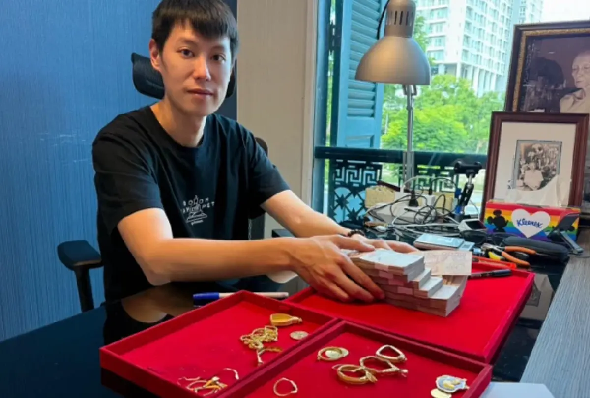 รู้จัก"บูม จักรเพชร" จากเด็กเกเร ชีวิตพลิกสู่เซียนพระชื่อดัง