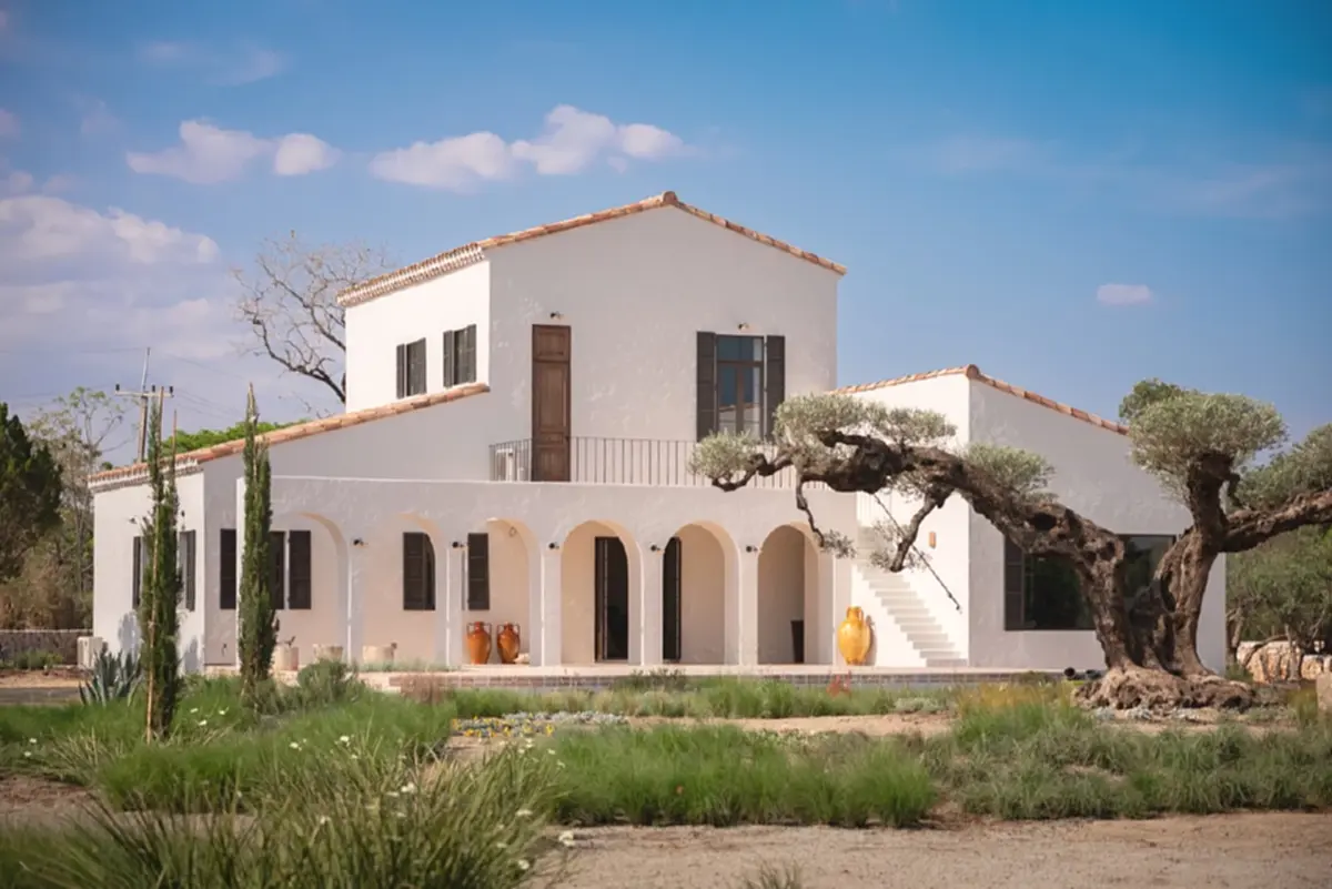 เปิดบ้านในฝัน! ดุ๊ก ภาณุเดช เขาใหญ่ สวยทุกมุมระดับมาสเตอร์พีซ