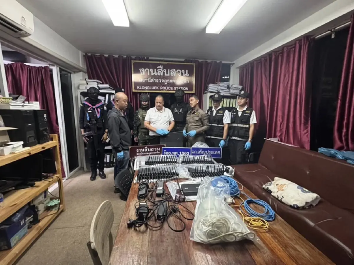 ทลายรังลับ "Sim Box" ชายแดนสระเเก้ว! บุกตรวจค้นห้องเช่าที่อรัญประเทศ