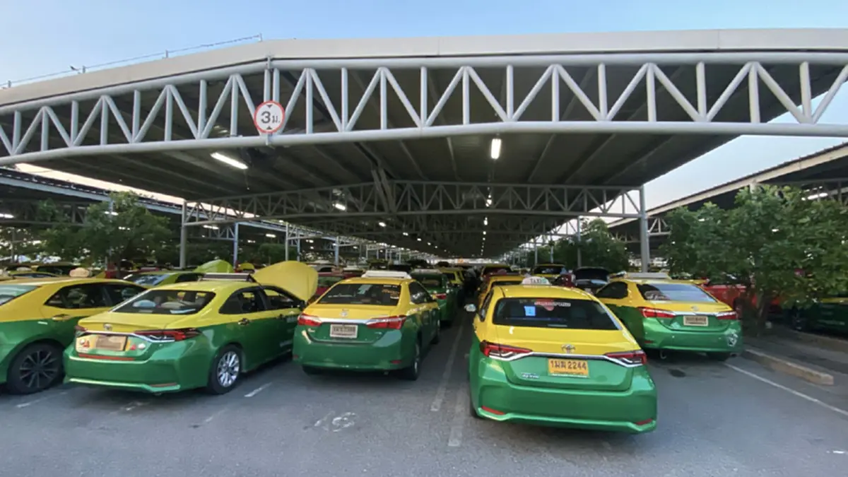 วิกฤตดีเซลขาดแคลน! แท็กซี่ SUV สุวรรณภูมิทยอยหยุดวิ่งสู้ไม่ไหว