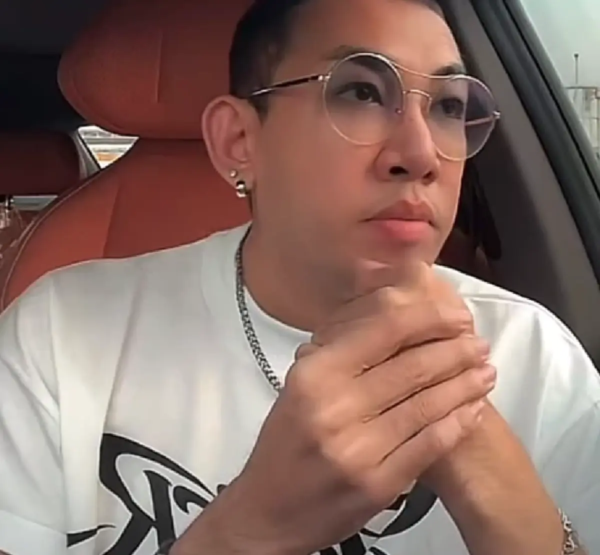 นาย เดอะคอมเมเดี้ยน ไลฟ์ถึง ไอซ์เมียเหน่ง เหม่งจ๋าย ถึงกับส่ายหัว